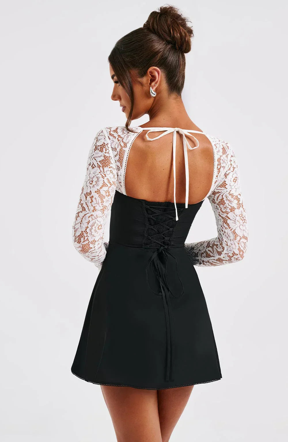 ANASTASIA | Kurzes Spitzenkleid Elegant