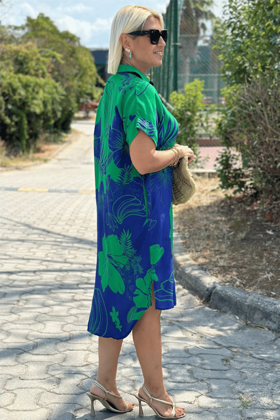 Zenzi – Sommerkleid mit Blütenprint