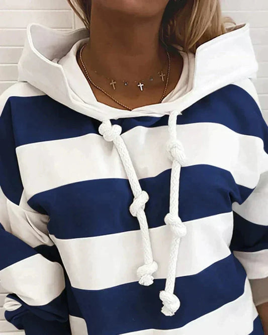 Warmer und Modischer Hoodie Für Gemütlichen Winterstil Für Frauen