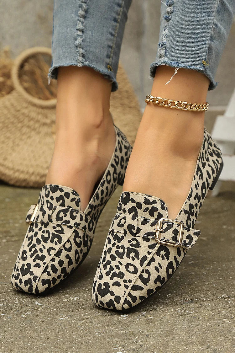 Zanika - Tägliche Loafers mit dekorativem Schnalle und Riemen