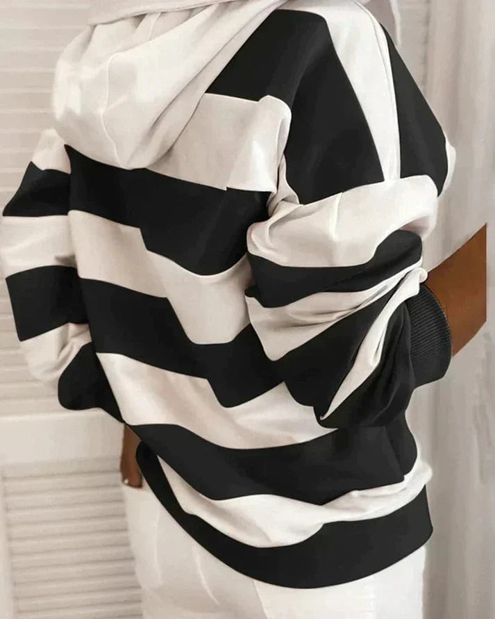 Warmer und Modischer Hoodie Für Gemütlichen Winterstil Für Frauen