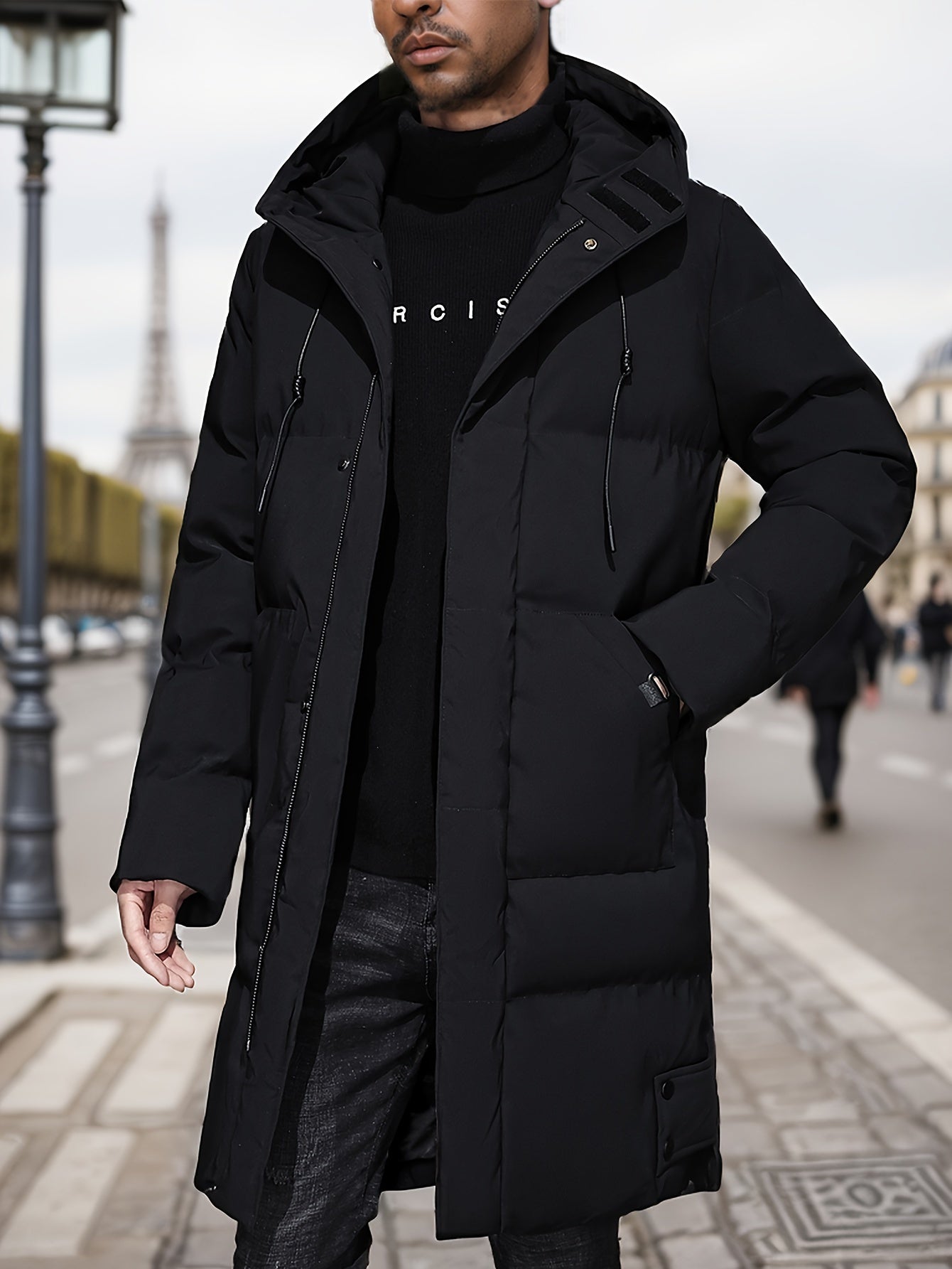 Warmer schwarzer Steppmantel mit Kapuze für Herren | Ideal für den Winter