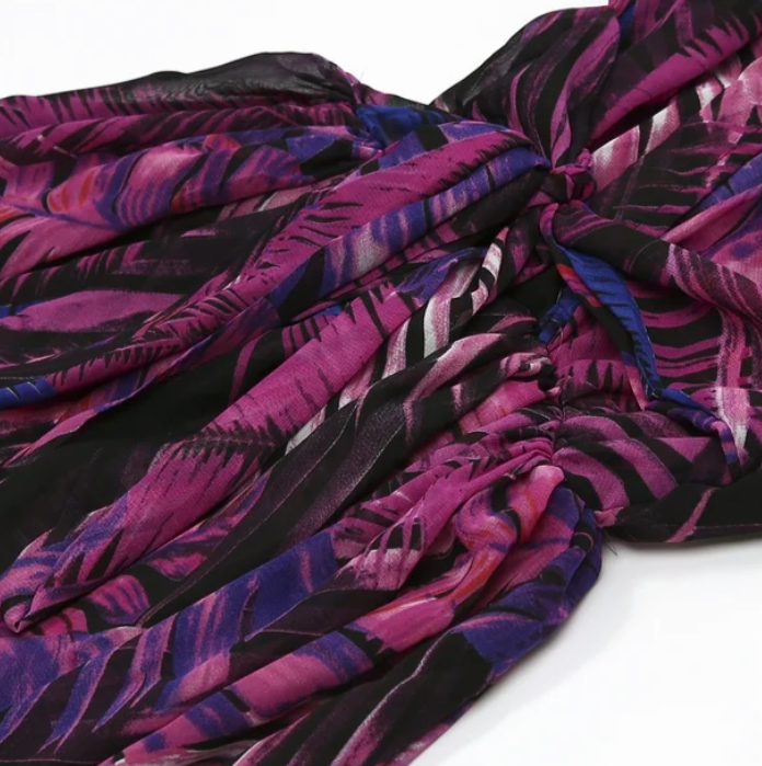 Zilvara | Elegantes Kleid mit V-Ausschnitt und Ballonärmeln
